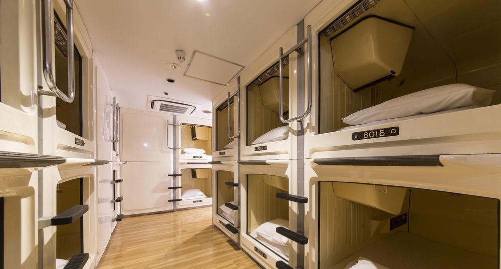 Shinjuku Kuyakusho-Mae Capsule Hotel Токіо Екстер'єр фото